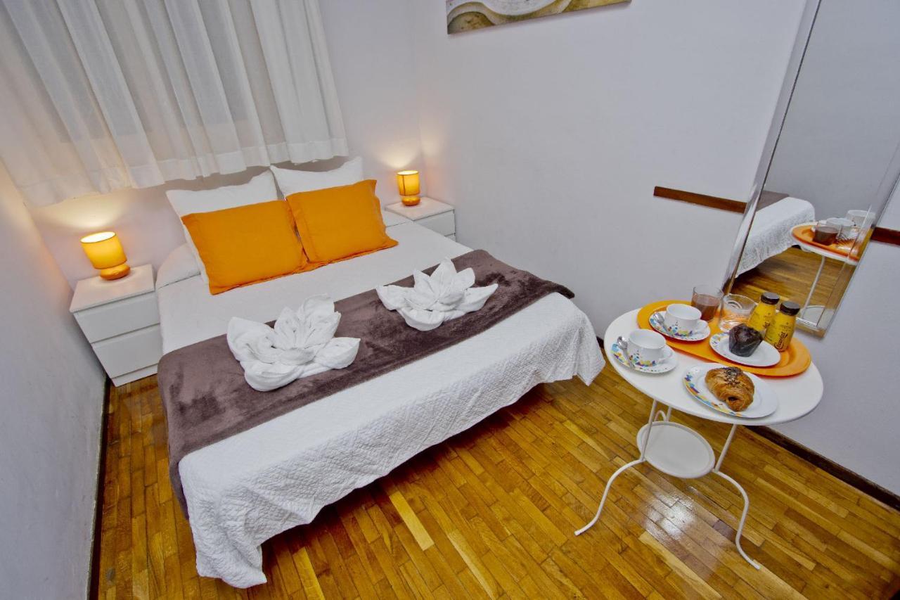 Barcelona City Seven ภายนอก รูปภาพ